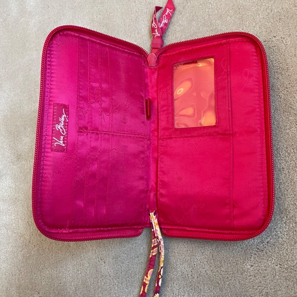 VERA BRADLEY Zip Around Wallet - Picture 5 of 5